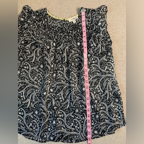 Umgee Boho Floral Print Top Blouse Women Small Silver Metallic Thread - Picture 7 of 8
